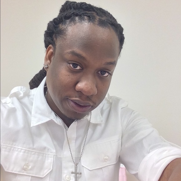 Profile Picture of Juante Royall (@jontue31) on Poshmark