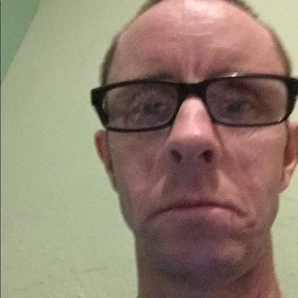 Profile Picture of Michael Batch (@otis980) on Poshmark