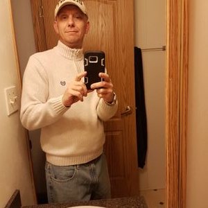 Profile Picture of John Cullison (@JohnCullison2) on Twitter