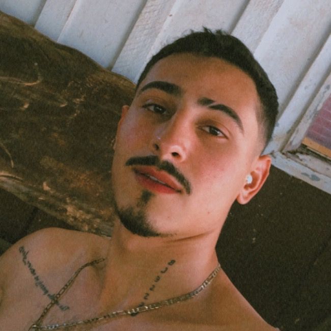 Profile Picture of RICHARD (@ricchardii) on Tiktok