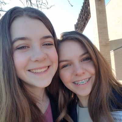 Profile Picture of Merrill Larson (@MerrillyNoel) on Twitter