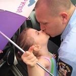 Profile Picture of Steve Checks (@big00hick) on Instagram