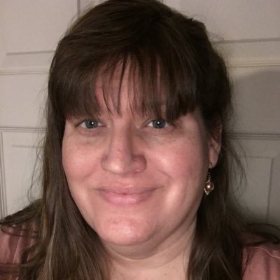 Profile Picture of Julie L Bates (@JulieLBates03) on Twitter