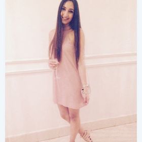 Profile Picture of Lisa Abela (@lisa_abela) on Pinterest