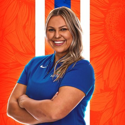 Profile Picture of Amanda Lorenz (@amandalorenz18) on Twitter
