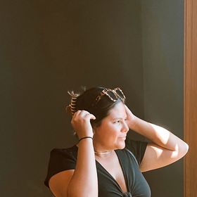 Profile Picture of Julia Rivera (@hooliabrook) on Pinterest