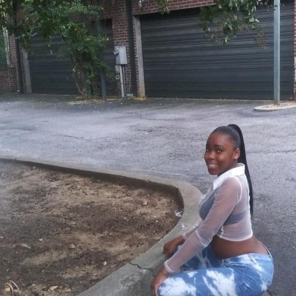 Profile Picture of Lavish lyfe Mims (@l_mims) on Poshmark