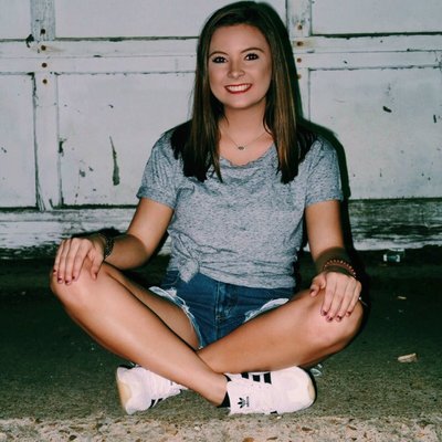 Profile Picture of Alyssa Garner (@_alyssa_renee16) on Twitter