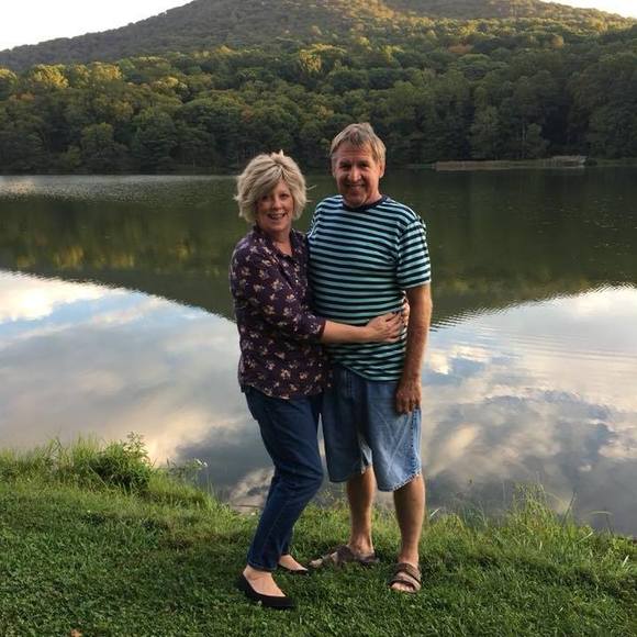 Profile Picture of Robin Fornwalt (@fornwalt1) on Poshmark