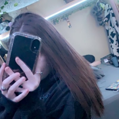 Profile Picture of Emily Foss-andrews (@FossAndrews) on Twitter