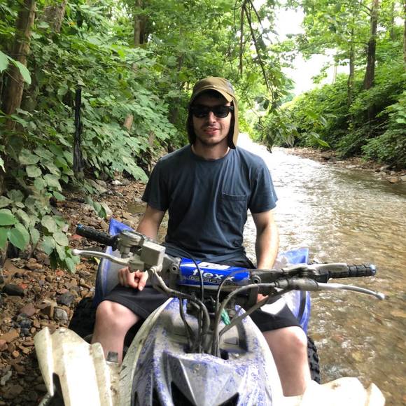 Profile Picture of Alex Root (@alexroot486) on Poshmark