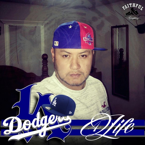 Profile Picture of Erik Pacheco (@frederikgeminis) on Poshmark