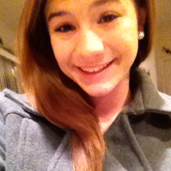 Profile Picture of Alexis Swartz (@xxdoversoccerxx) on Poshmark