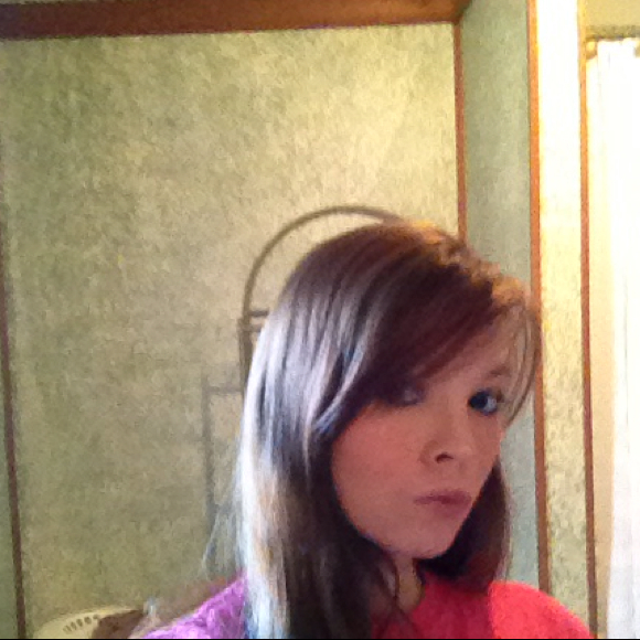 Profile Picture of Alexis Mcphail (@lexylex18) on Poshmark