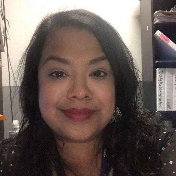 Noelia Madrigal - Poshmark Profile Picture of Noelia Madrigal (@noeliamadrigal) on Poshmark