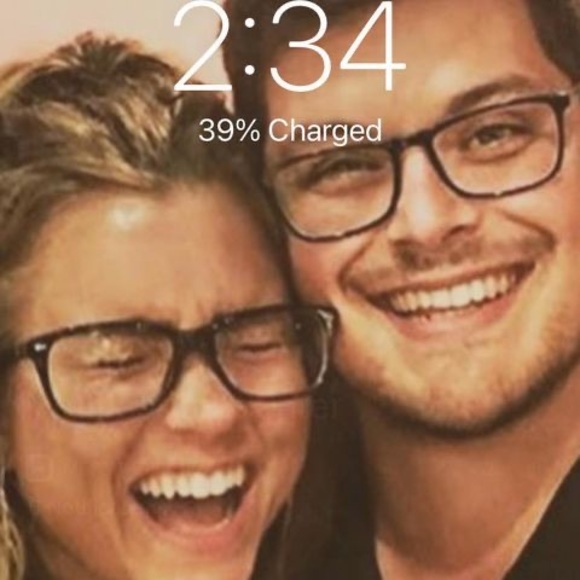 Profile Picture of Andrew Weaver (@adweav13) on Poshmark