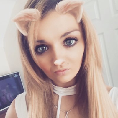 Profile Picture of Tara Parry (@xtaraparryx) on Twitter