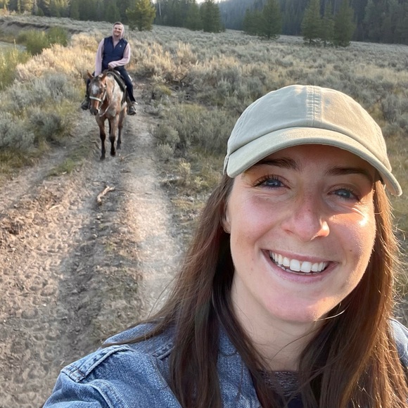 Profile Picture of Brianna Lowenstein (@briaboil) on Poshmark