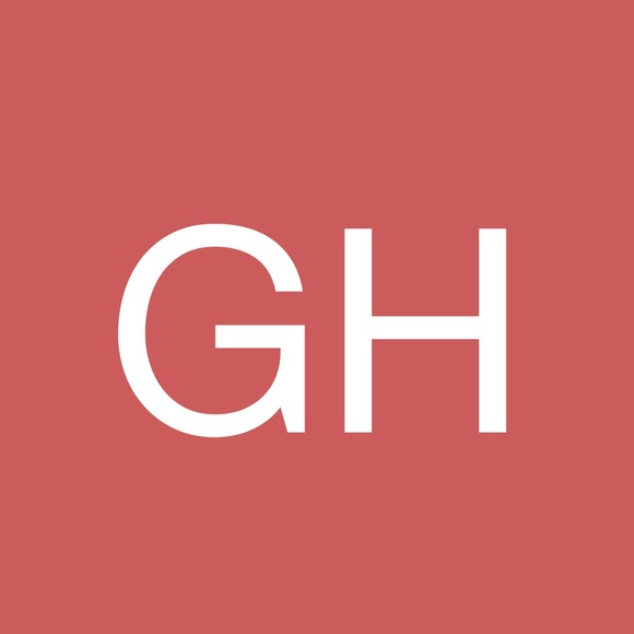 Profile Picture of Gail Hyland (@ghyland55) on Poshmark