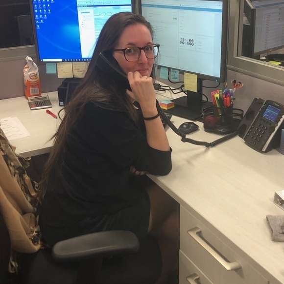 Profile Picture of Sarah Quire (@squire21) on Poshmark