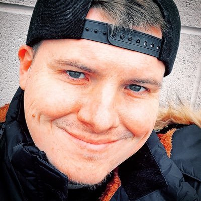 Profile Picture of Alex Earl (@earlalex90) on Twitter