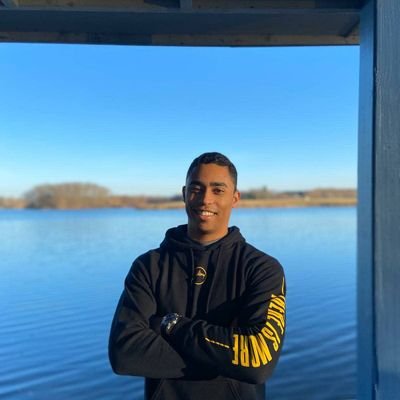 Profile Picture of Caleb Garcia (@CalebG_bigcat) on Twitter