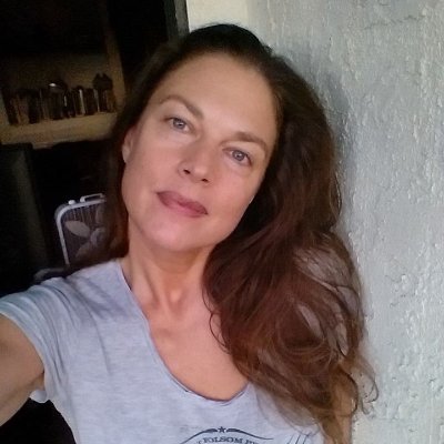 Profile Picture of Shari Lynn Peterson (@peter2_lynn) on Twitter