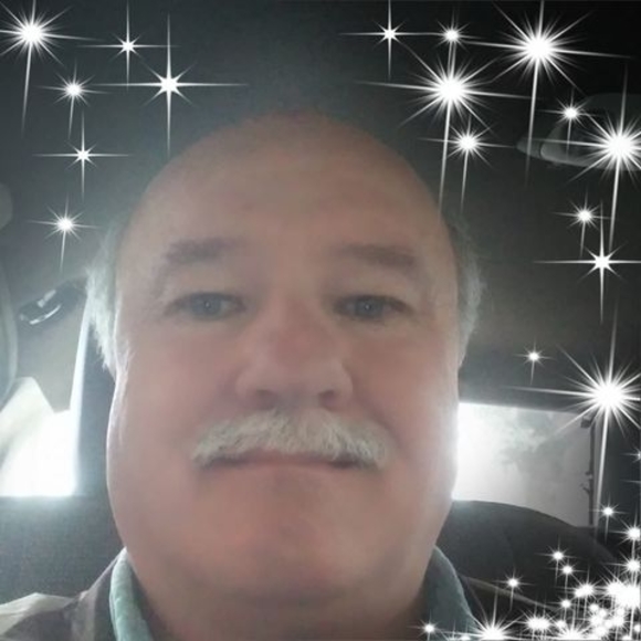 Profile Picture of Kevin Whalen (@laceykev) on Poshmark