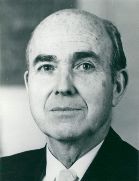 Profile Picture of Cearbhall Ó Dálaighon Wikipedia