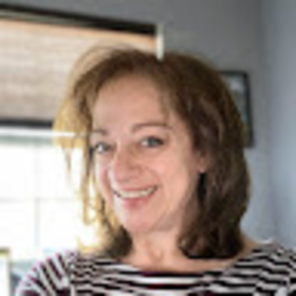 Profile Picture of Kate Shaffar (@kateshaffar) on Poshmark