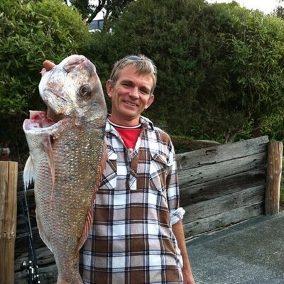 Profile Picture of Brett (@BrettHalvorson) on Twitter