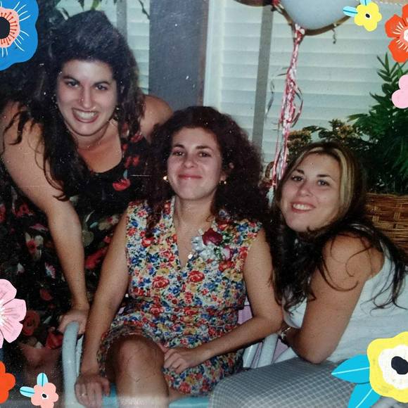 Profile Picture of Victoria Bono (@vbdonato48) on Poshmark