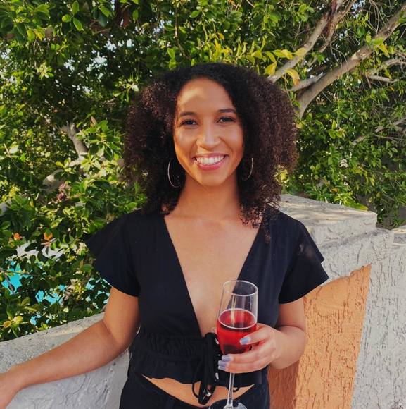 Profile Picture of Morgan Mcgill (@morgan6mcgill) on Poshmark