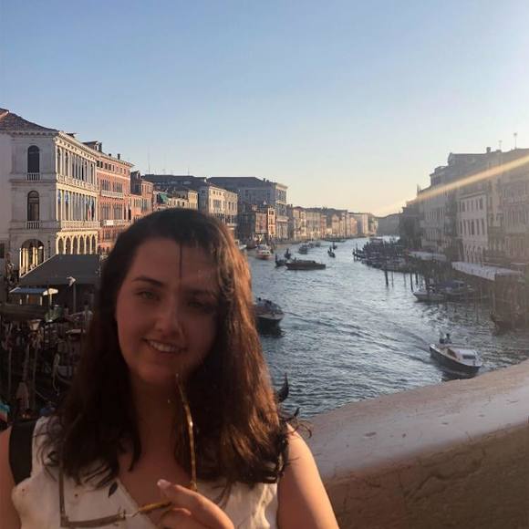 Profile Picture of Maeve Hukill (@maevehukill) on Poshmark