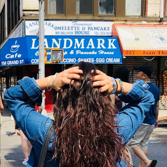 Profile Picture of Carissa Palestro (@carissaox737) on Poshmark