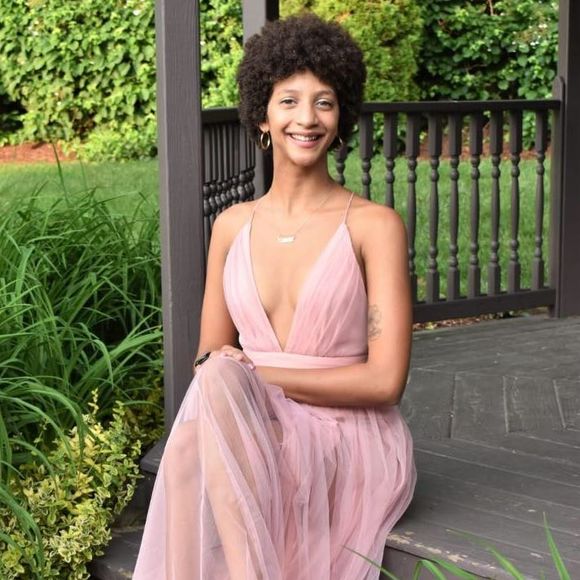 Profile Picture of Emely y Cabrera soto (@eycs) on Poshmark