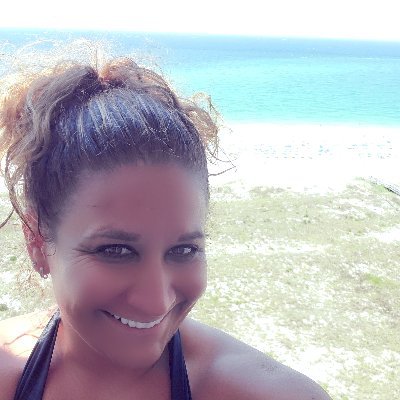 Profile Picture of Crystal Hurst (@CrystalBHurst) on Twitter