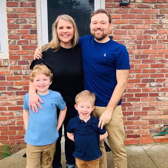 Profile Picture of Mandi Gilbert (@mandidgilbert) on Poshmark