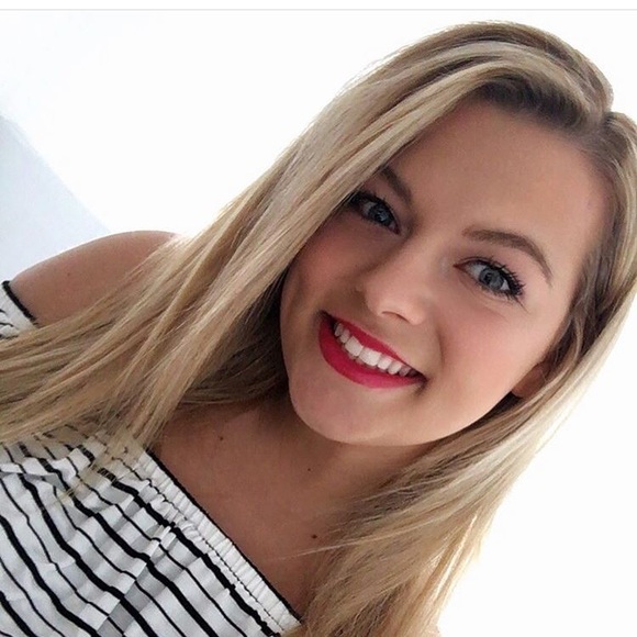 Profile Picture of Danielle Berardinelli-clark (@danielleee13) on Poshmark