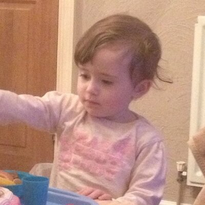 Profile Picture of Chloe Kim West (@chloekim17) on Twitter