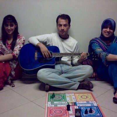 Profile Picture of Ayesha Mohsin (@AyeshaMohsin) on Twitter