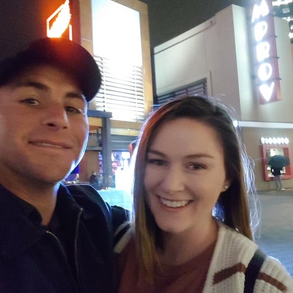 Profile Picture of Brittany Groenewold (@bgroenewold) on Poshmark