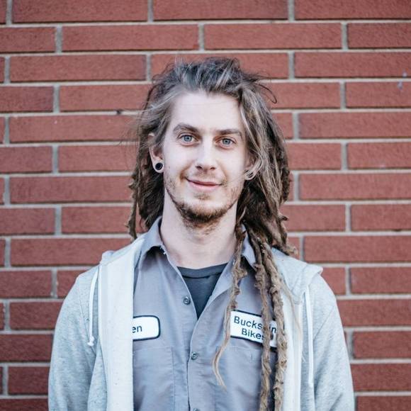 Profile Picture of Ben Orcutt (@benorcutt) on Poshmark