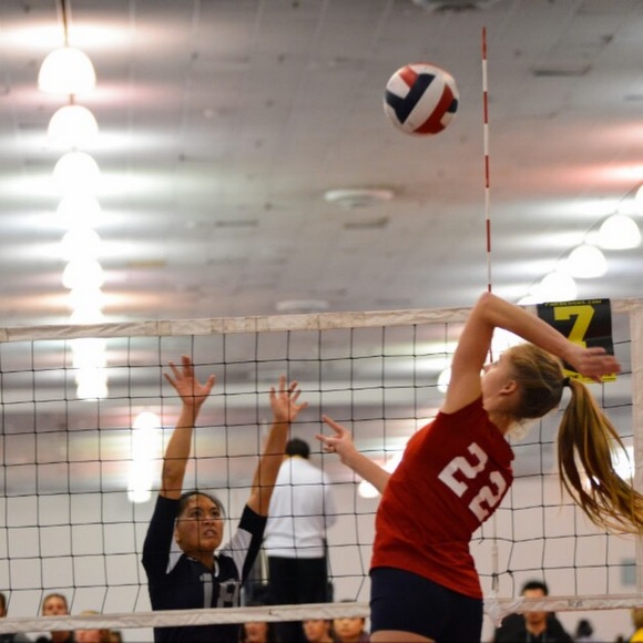 Profile Picture of Kendall Curtis (@kendallcurtis99) on Poshmark