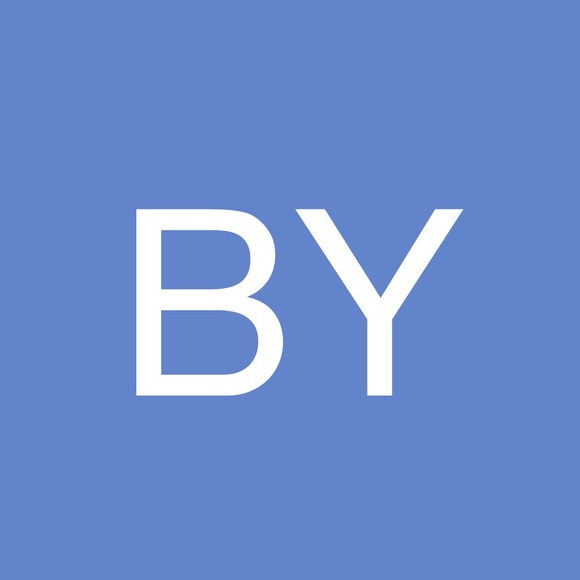 Profile Picture of Barbara Yoder (@barbarayoder896) on Poshmark