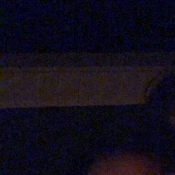 Profile Picture of Taylor Giles (@taylorgiless) on Poshmark