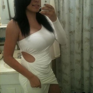 Profile Picture of B Flores (@lamijaflores) on Myspace