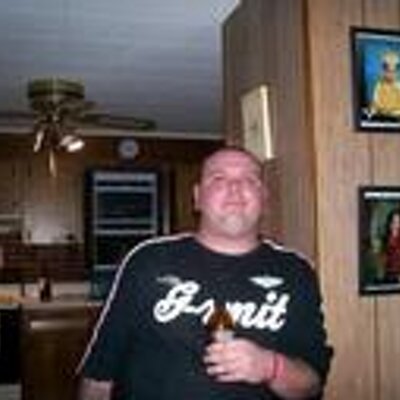 Profile Picture of Mike Perrault (@mikeperrault2) on Twitter