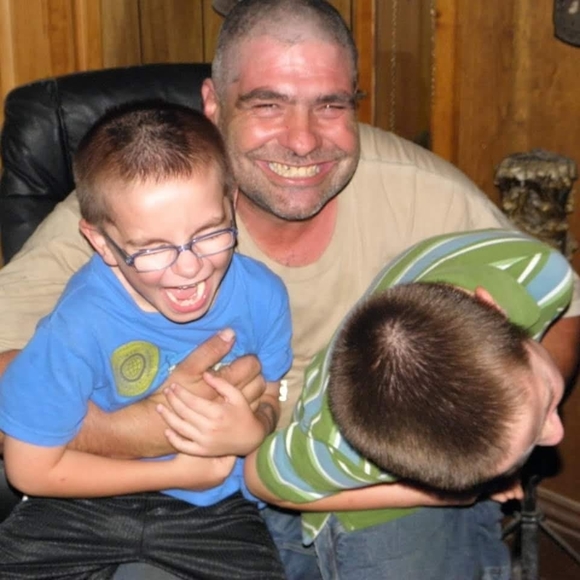 Profile Picture of Timothy Huiett (@timothyhuiett) on Poshmark