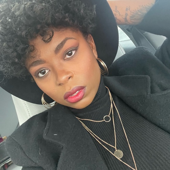 Profile Picture of Jae Williams (@jaewilliams276) on Poshmark